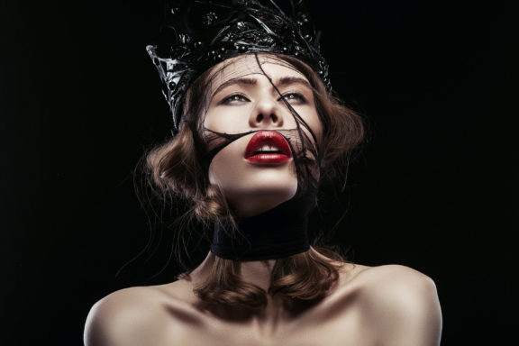 ‘Spider’ night club ads