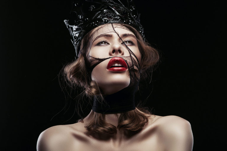 ‘Spider’ night club ads